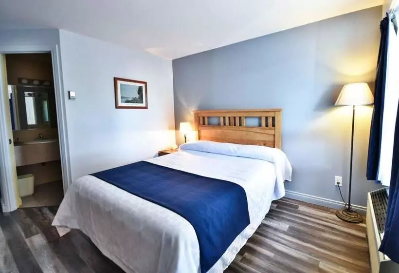 ホテル Econo Lodge Temiscouata Sur Le Lac