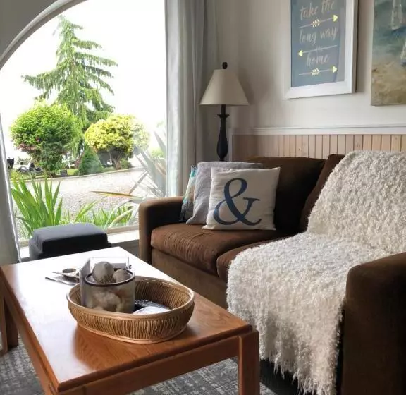 ホテル Qualicum Breeze Beach Resort