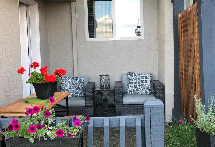 Hotel Qualicum Breeze Beach Resort