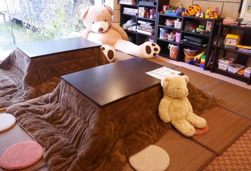 בית מלון כפרי Reyzenitkinosaki Suite Villa