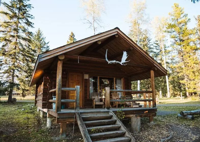 ホテル Ten Ee Ah Lodge & Campground