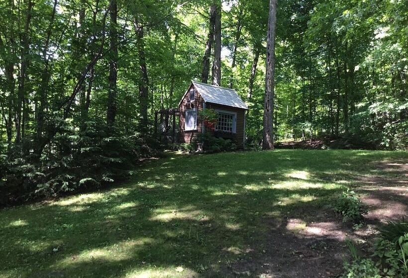 Le Petit Clocher Gite Touristique B & B