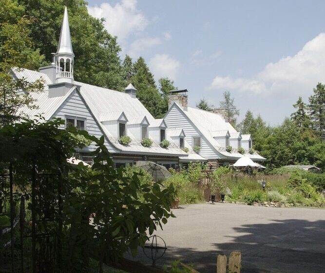 Le Petit Clocher Gite Touristique B & B