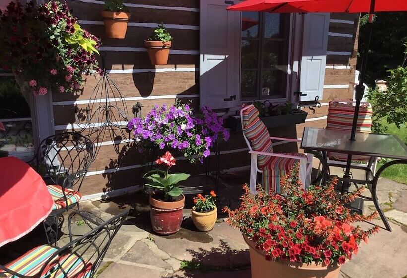 Le Petit Clocher Gite Touristique B & B