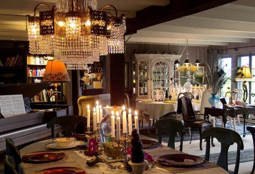 Le Petit Clocher Gite Touristique B & B