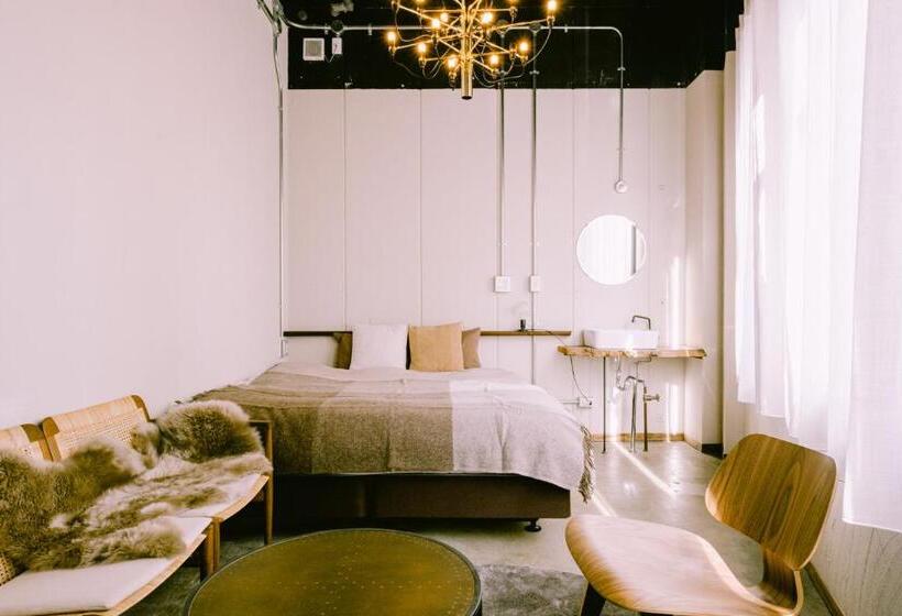 호스텔 Len Kyoto Kawaramachi