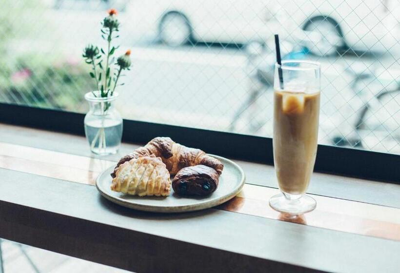 호스텔 Len Kyoto Kawaramachi