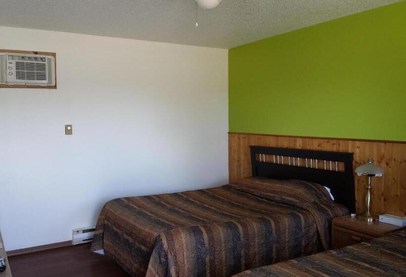 Moosomin Motel