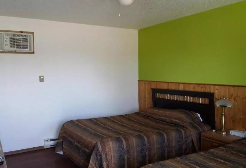 Moosomin Motel