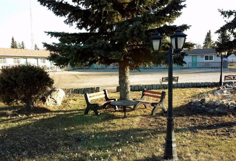 Moosomin Motel