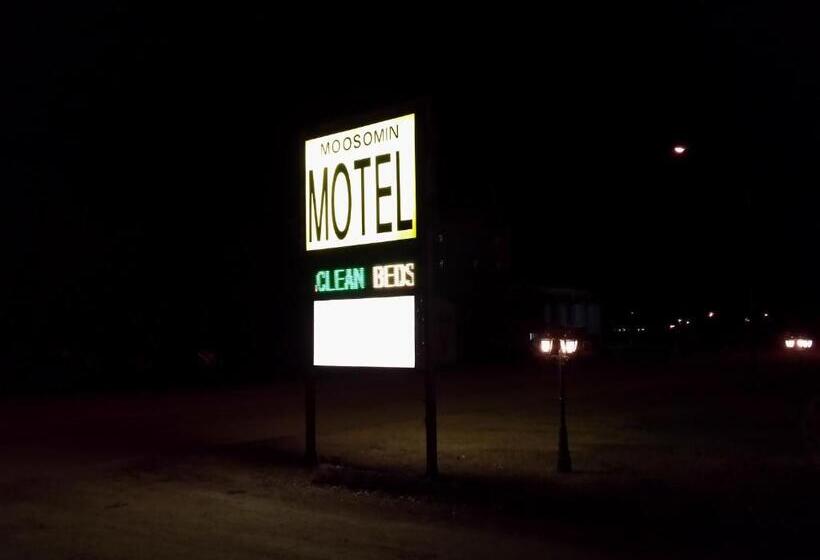 Moosomin Motel
