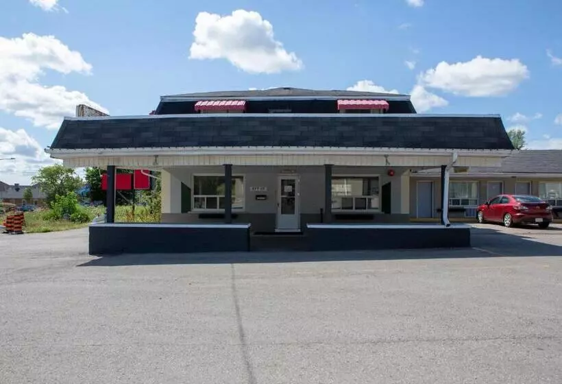 Motelli Richmond Hill On North