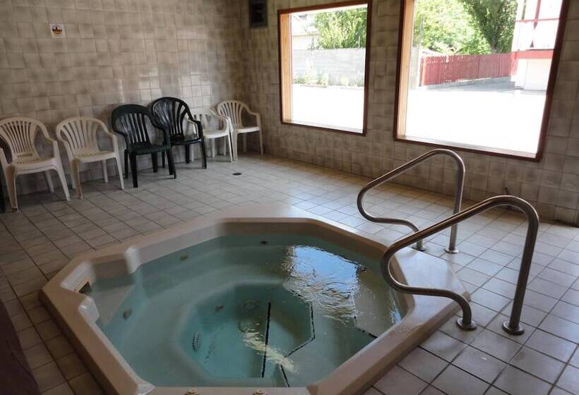 汽车旅馆 Spanish Fiesta Resort