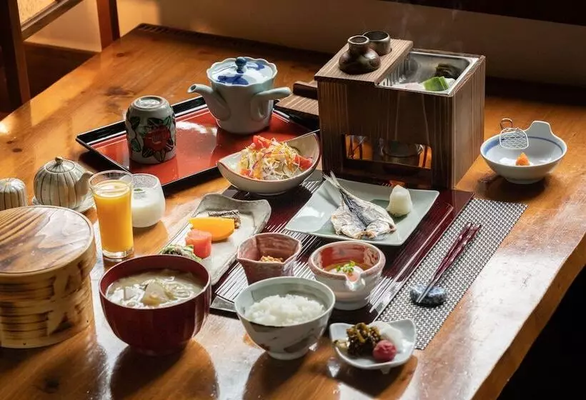旅館 Fujiya