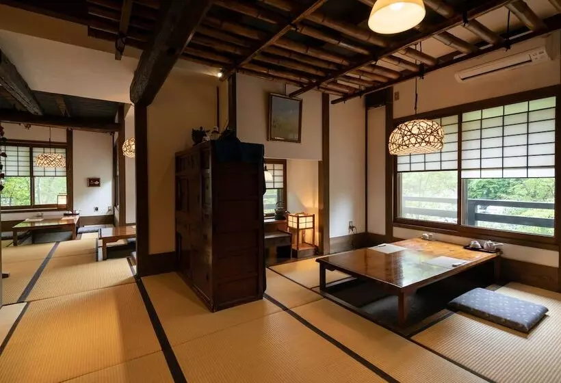 旅館 Fujiya