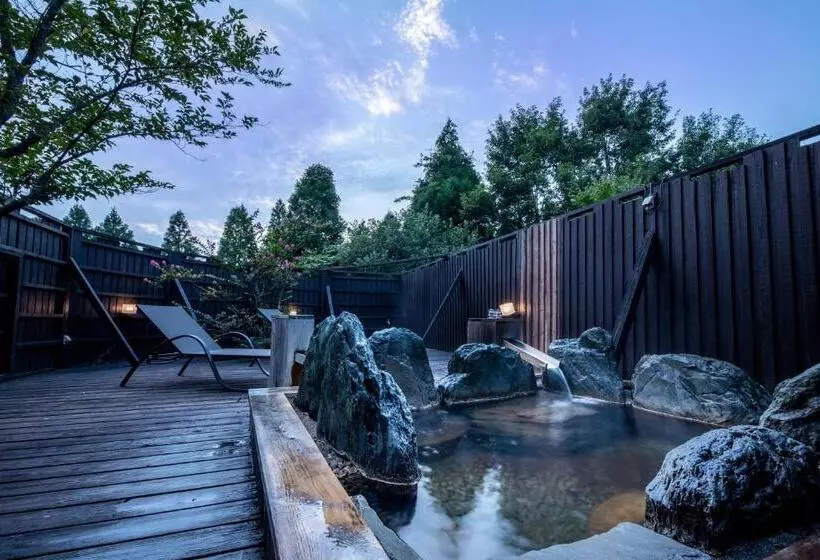 旅館 Hanare No Yado Hanagokoro
