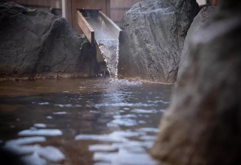 旅館 Hanare No Yado Hanagokoro