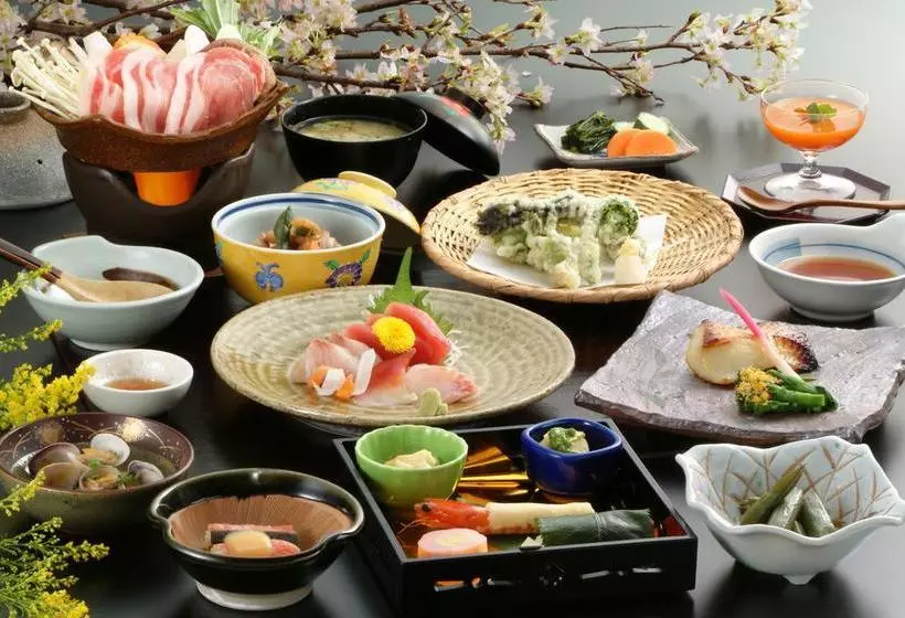 旅館 Unkai