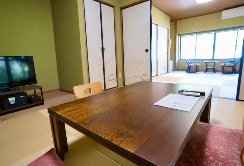 Ryokan Takaosou