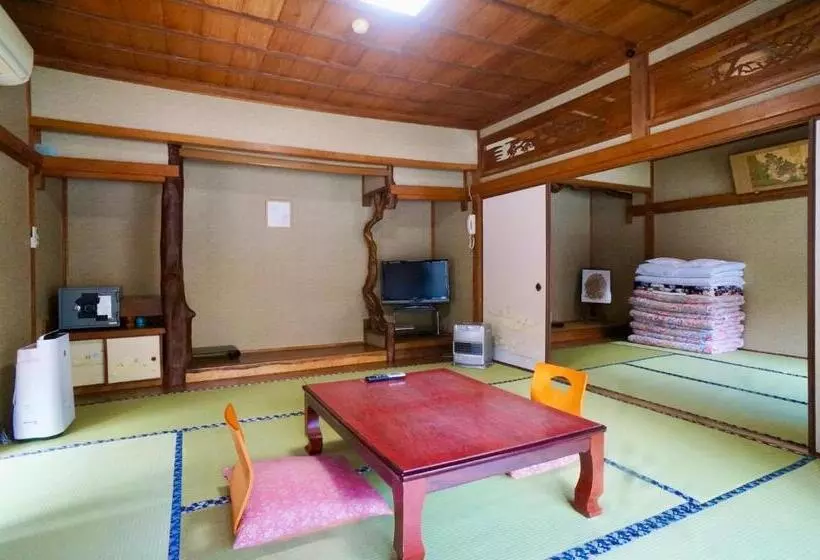 Ryokan Takaosou