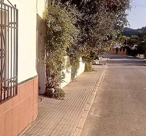 مبيت وإفطار Casa La Rosa