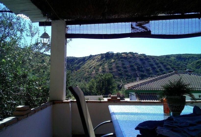 مبيت وإفطار Casa La Rosa