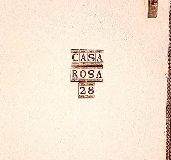 مبيت وإفطار Casa La Rosa