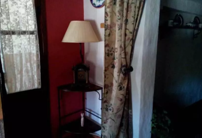 Aamiaismajoitus (B&B) Casa La Rosa
