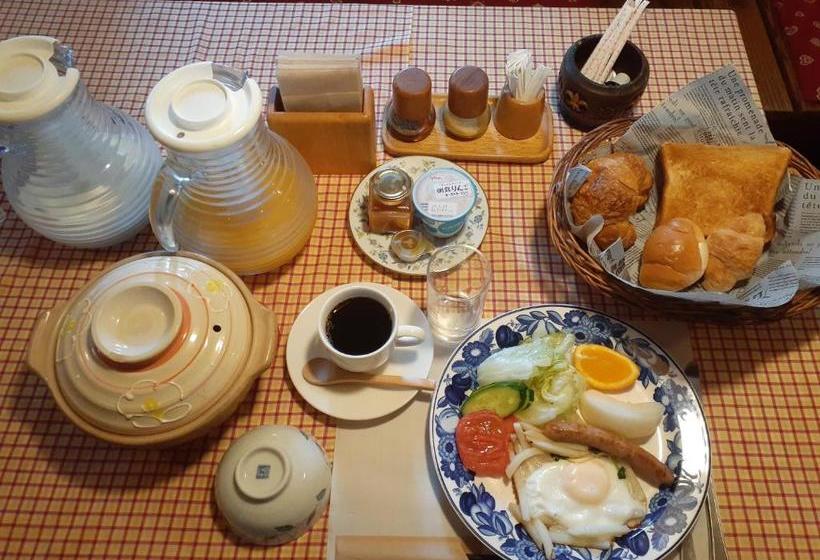 Aamiaismajoitus (B&B) Hayashi Pension