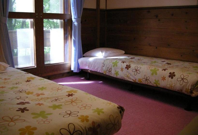 Aamiaismajoitus (B&B) Hayashi Pension