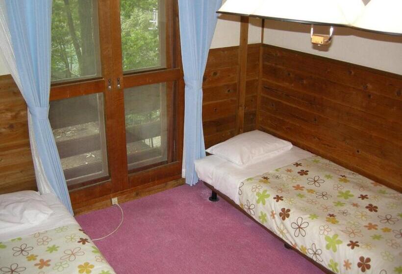 Aamiaismajoitus (B&B) Hayashi Pension