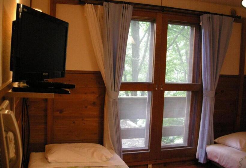 Aamiaismajoitus (B&B) Hayashi Pension