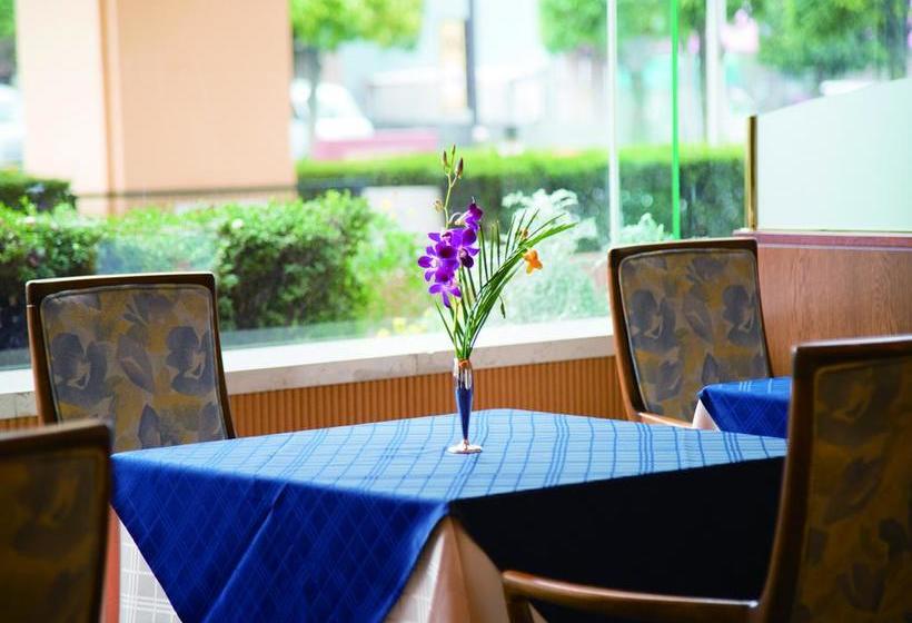 בית מלון כפרי Crown Palais Kofu