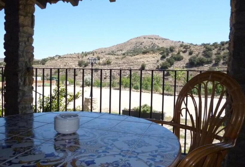 בית מלון כפרי El Cantón Rural