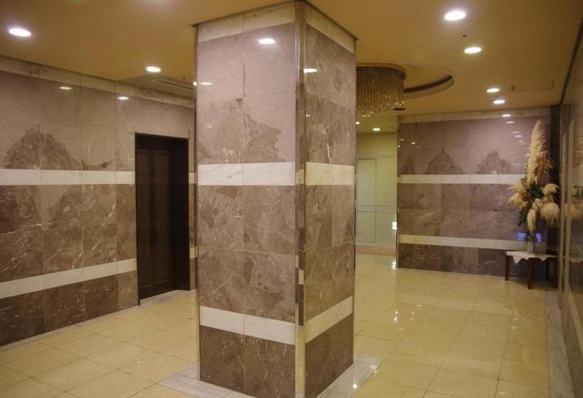 Отель Gifu Castle Inn