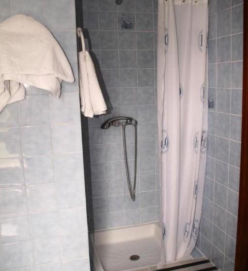 ホテル Restaurante Valdevenados