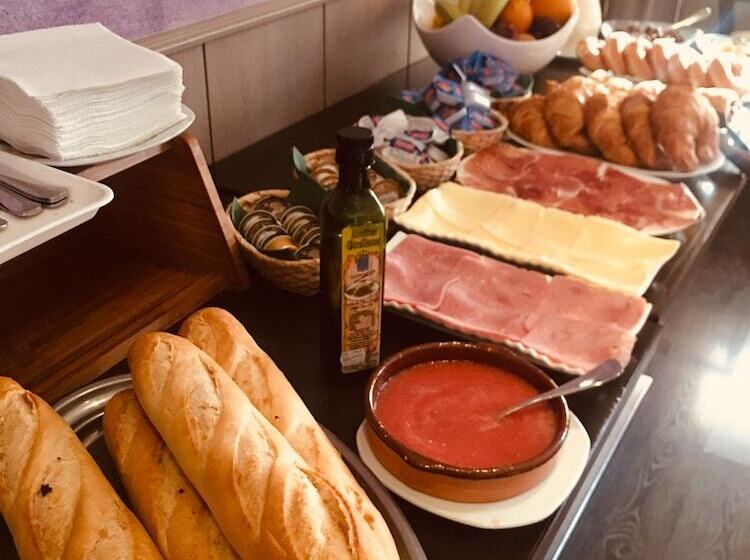 בית מלון כפרי Rural Orellana