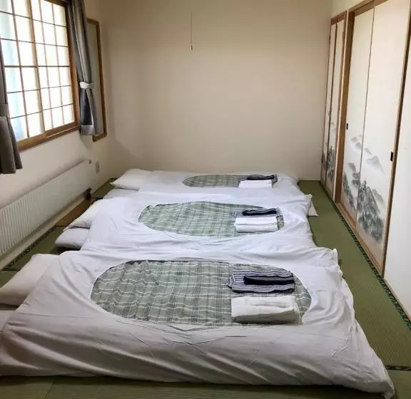 ホテル Rusutsu Lodges Pension Lilla Huset