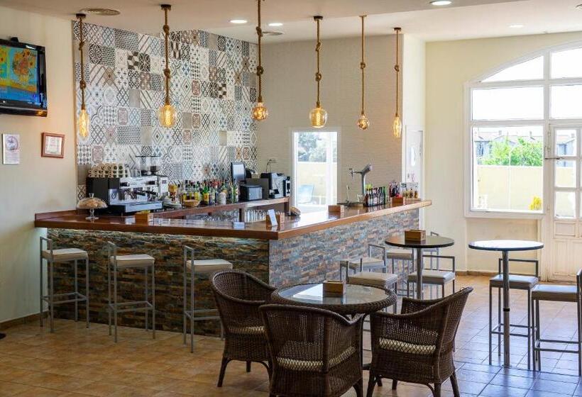 ホテル Los Barruecos