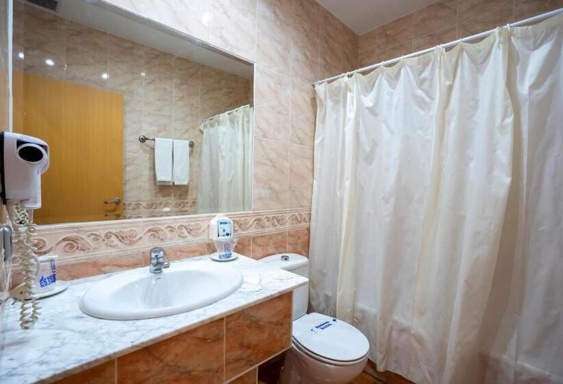 ホテル Los Barruecos