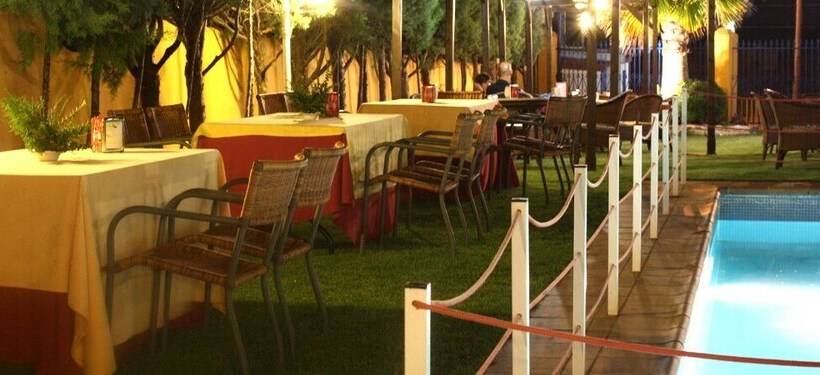 ホテル Los Barruecos