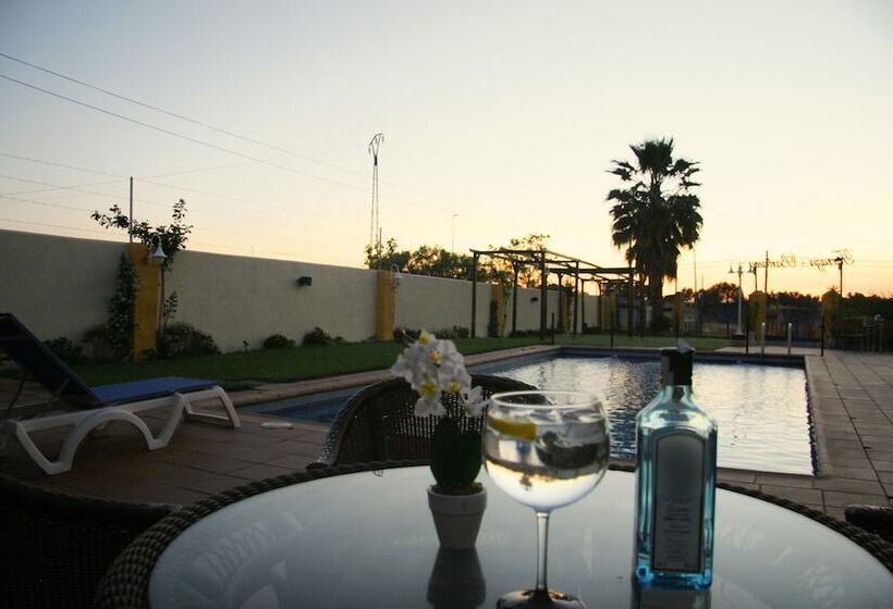 ホテル Los Barruecos