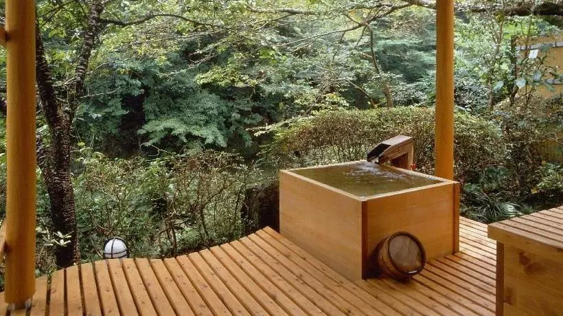 Motoyu Ryokan
