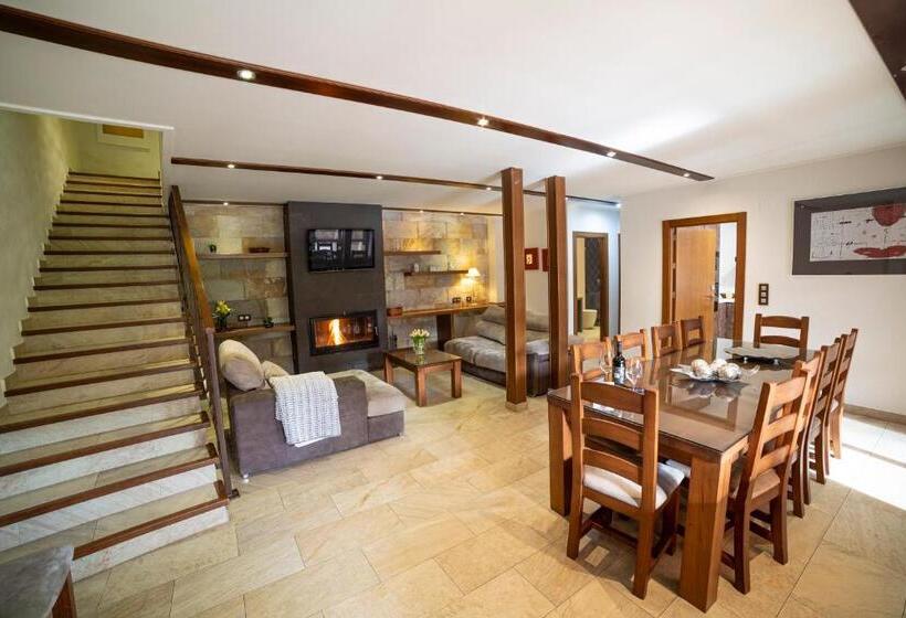 استراحتگاه Suites Finca Los Olivos