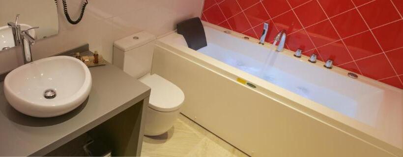 استراحتگاه Suites Finca Los Olivos