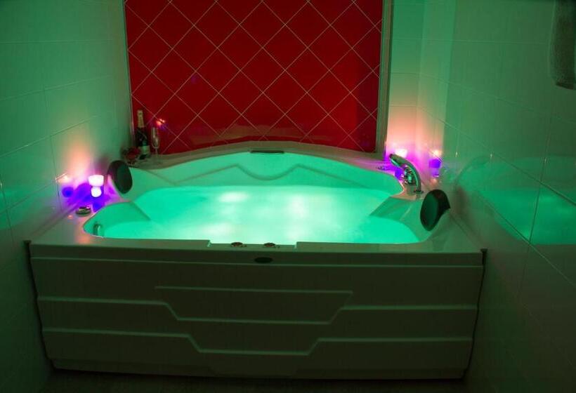 استراحتگاه Suites Finca Los Olivos