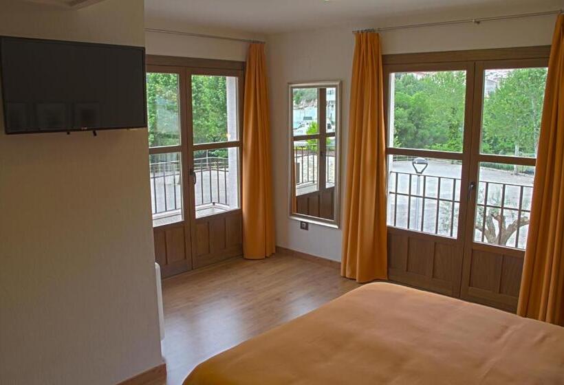 استراحتگاه Suites Finca Los Olivos