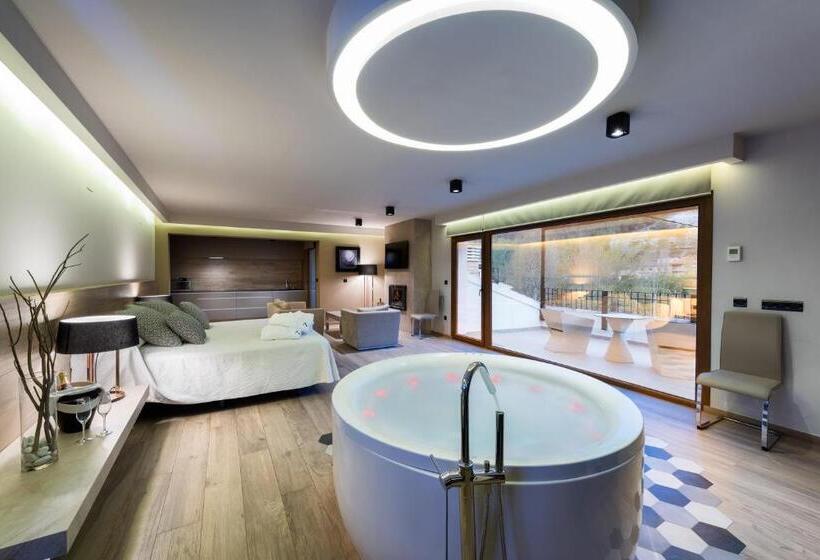 استراحتگاه Suites Finca Los Olivos