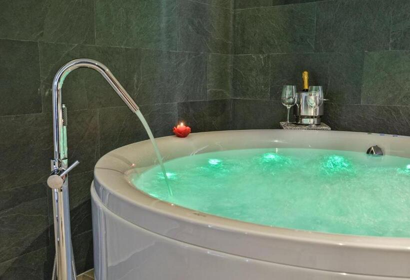 استراحتگاه Suites Finca Los Olivos