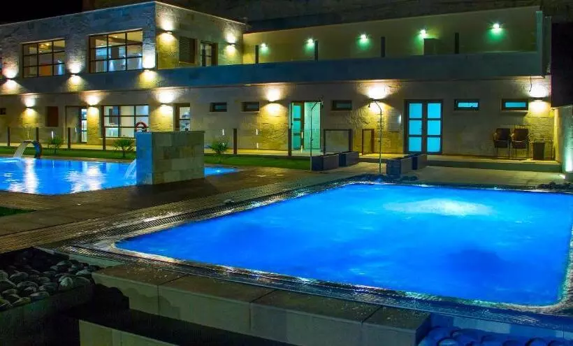 استراحتگاه Suites Finca Los Olivos